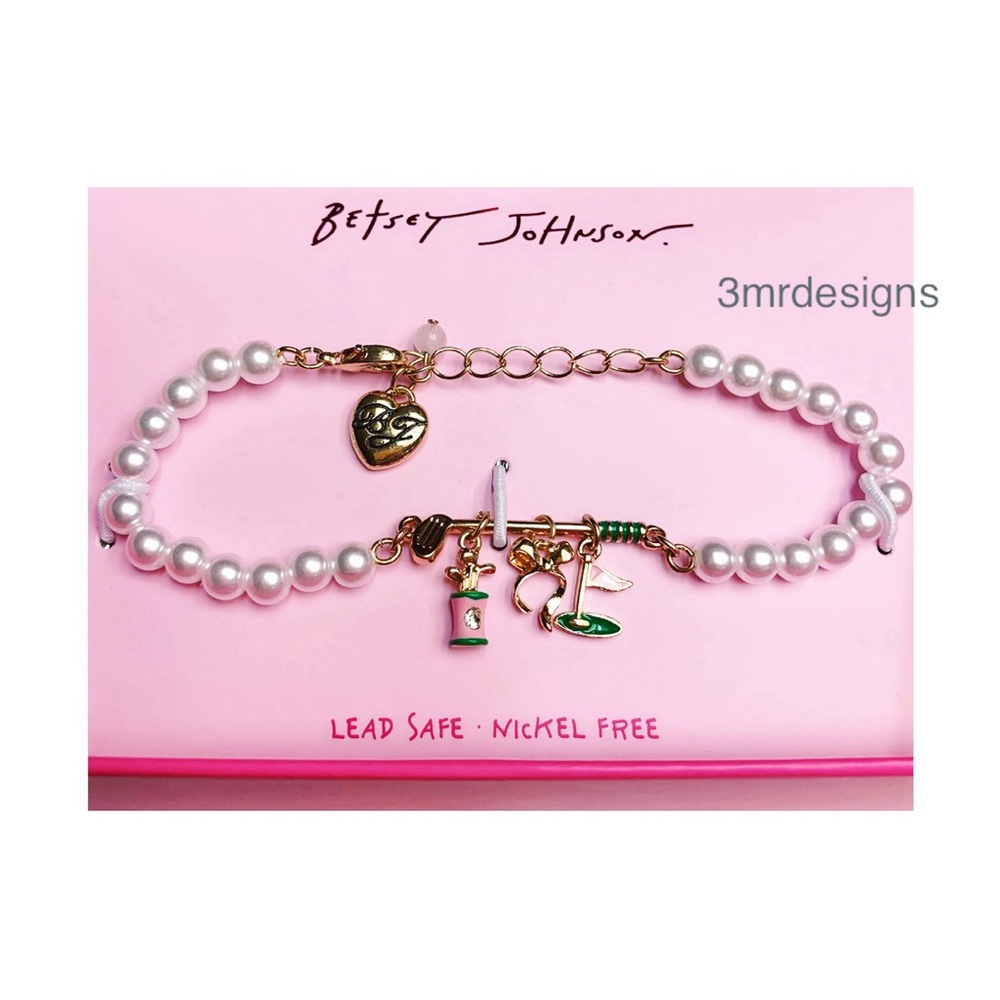 NWT Betsey Johnson 💋GOLF FRONTAL Gold Tone Glass Crystals/ Faux Pearl Bracelet - Picture 4 of 8